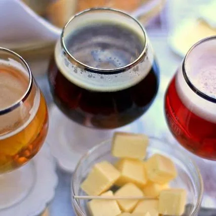 Queijo com cerveja